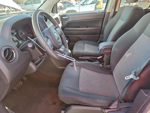 Jeep Compass Sport Image 8