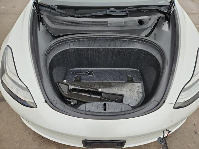 Tesla Model 3 Image 2