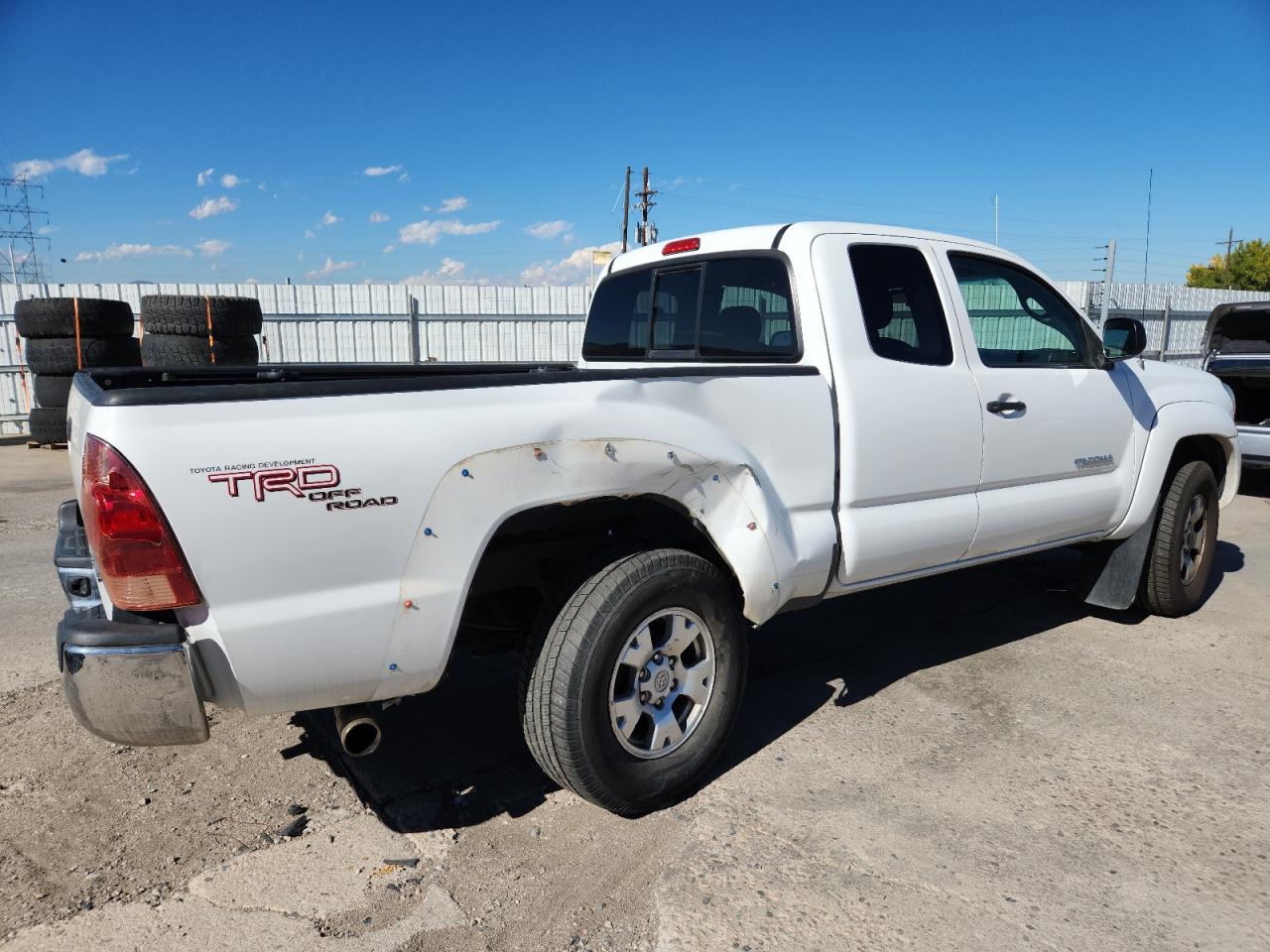 Toyota Tacoma Access Cab Image 6