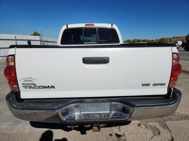 Toyota Tacoma Access Cab Image 8