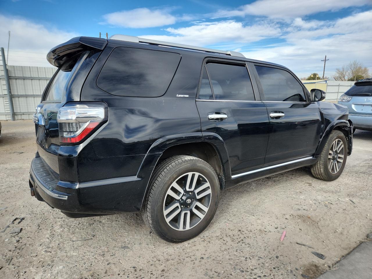 Toyota 4Runner Sr5 Image 5
