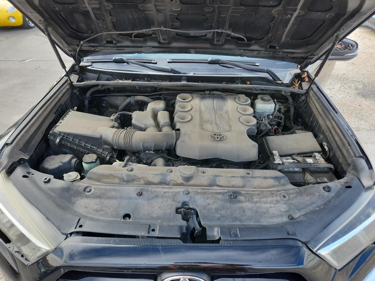 Toyota 4Runner Sr5 Image 3