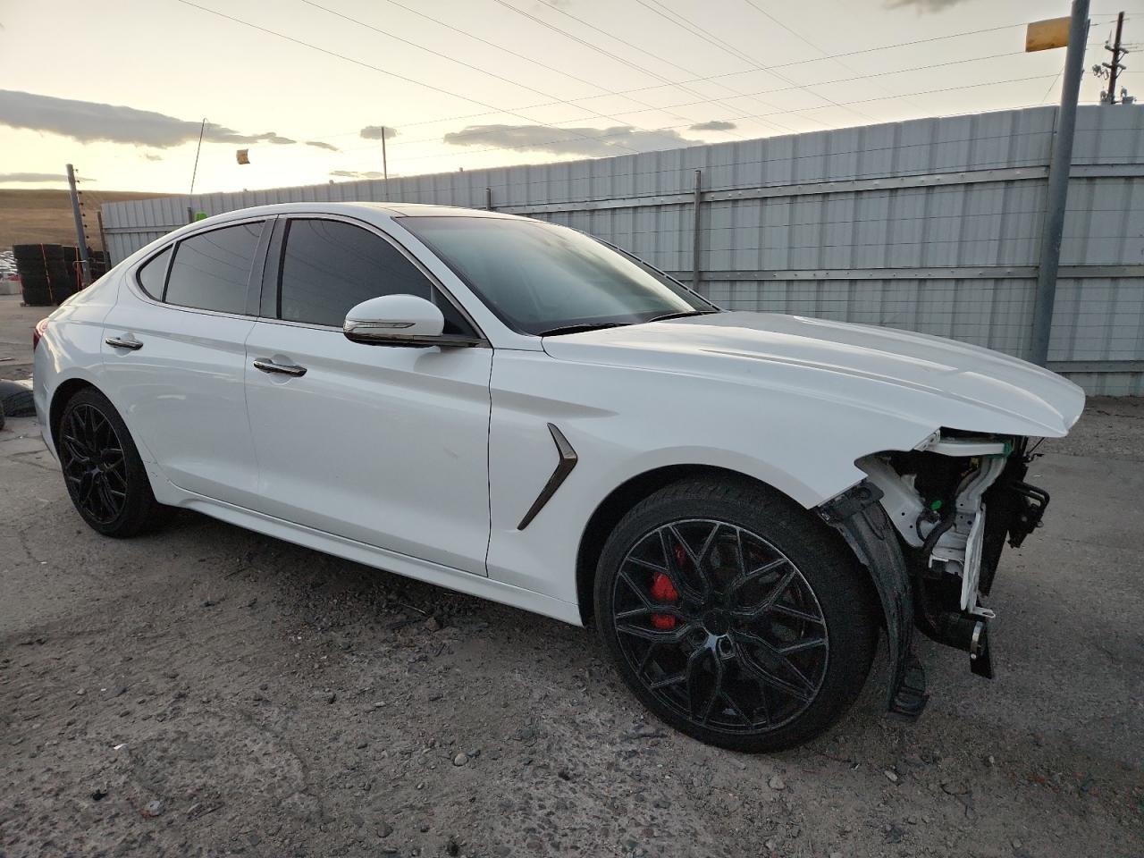 Genesis G70 Prestige Image 4