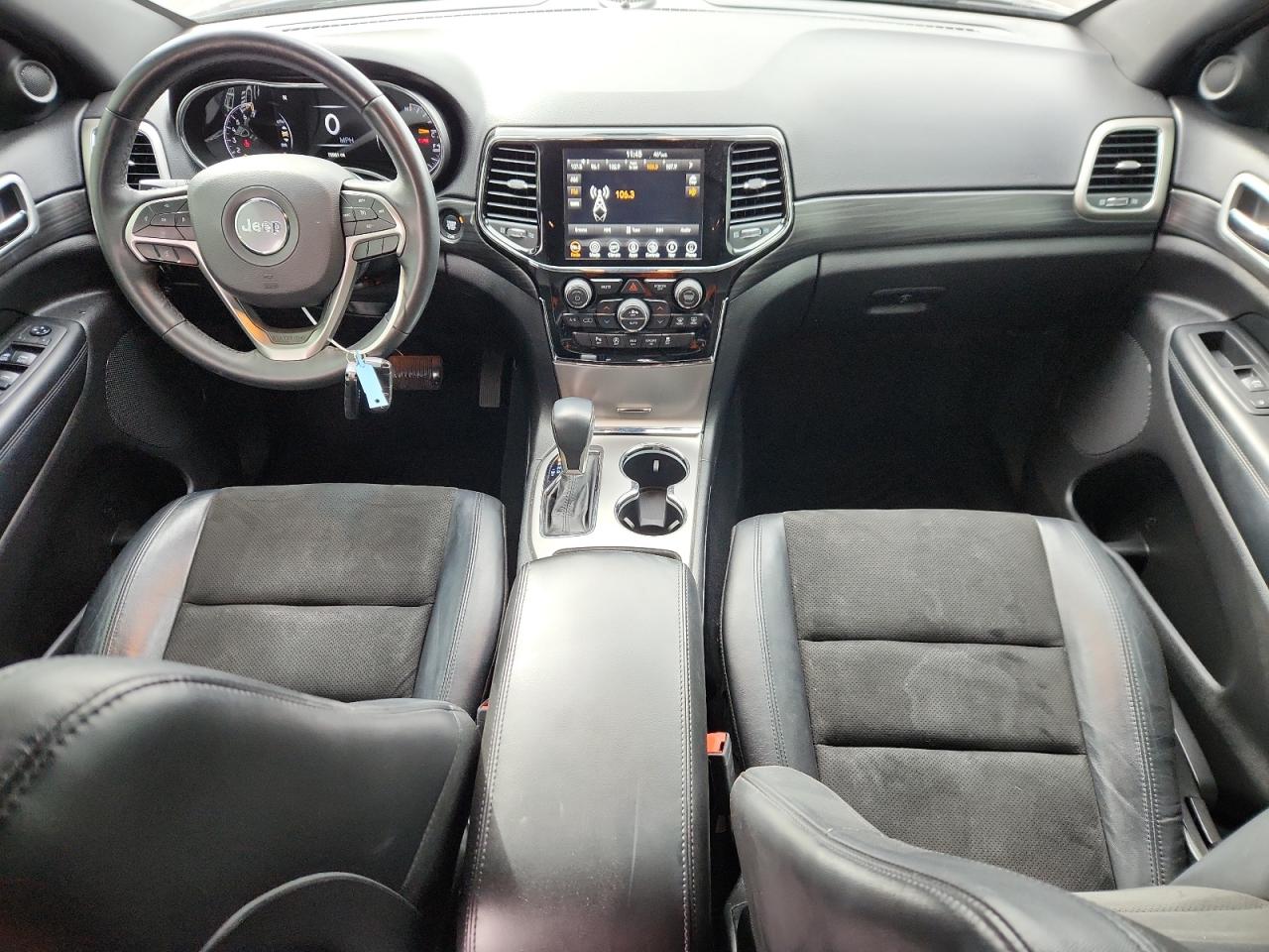 Jeep Grand Cherokee Laredo Image 10