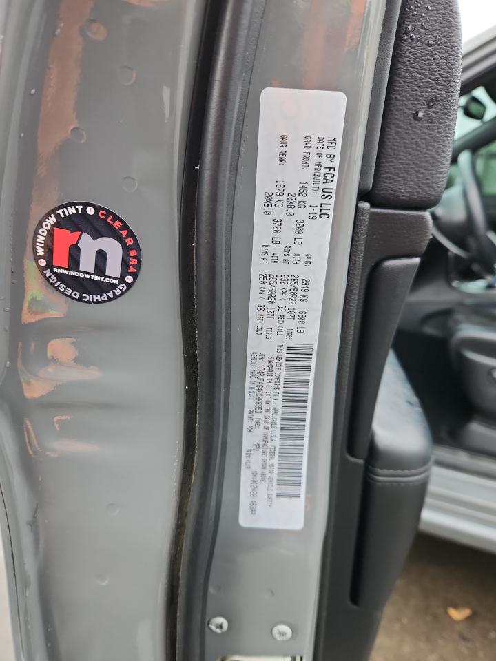 Jeep Grand Cherokee Laredo Image 12