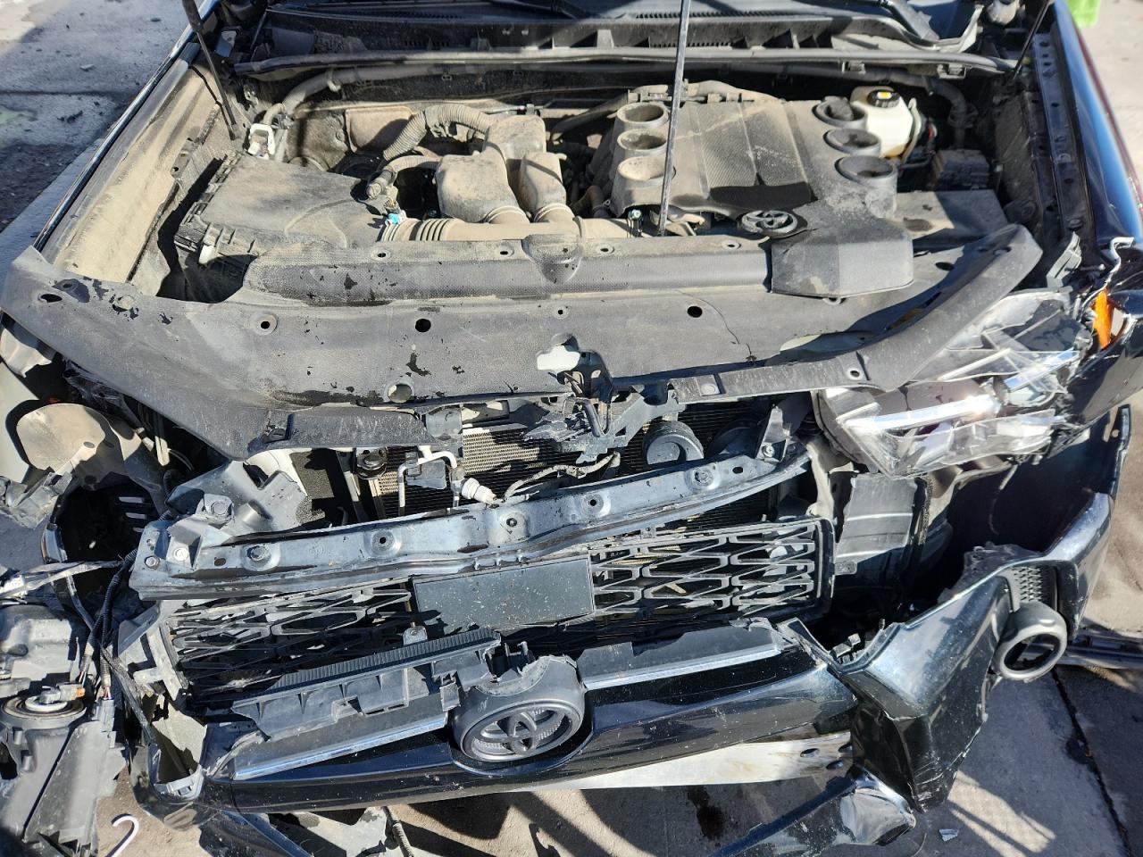 Toyota 4Runner Sr5/sr5 Premium Image 3