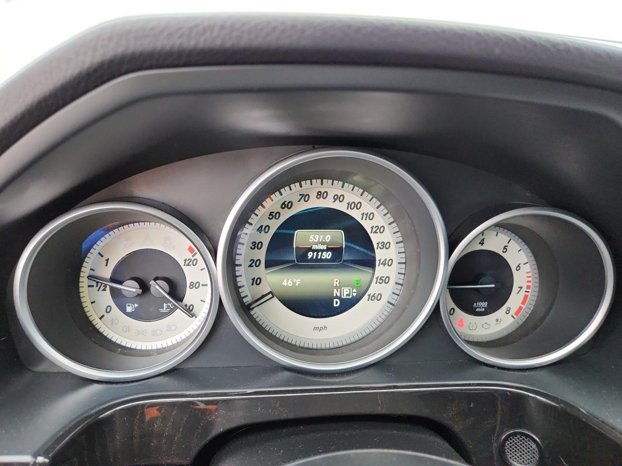 Mercedes-Benz E-Class 350 4matic Image 8