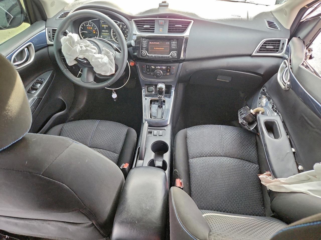 Nissan Sentra S Image 8