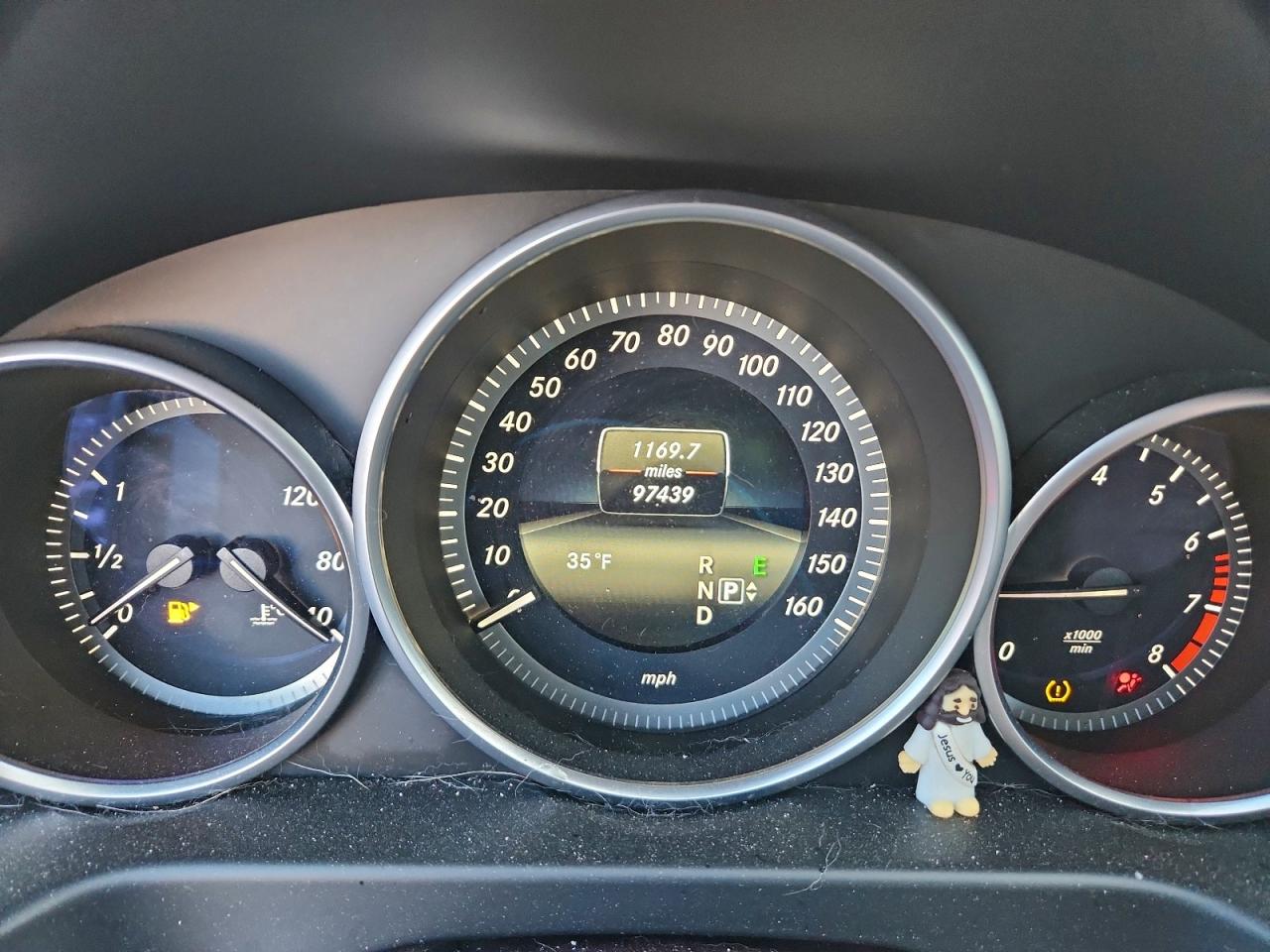 Mercedes-Benz E-Class 350 4matic Image 10