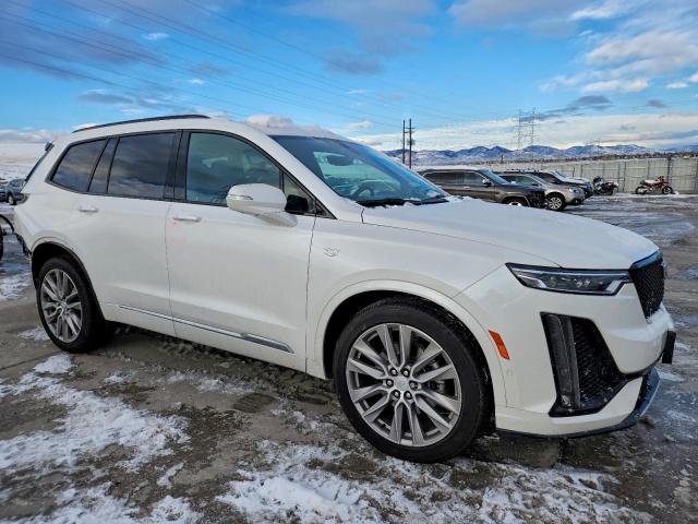 Cadillac XT6 Sport Image 2