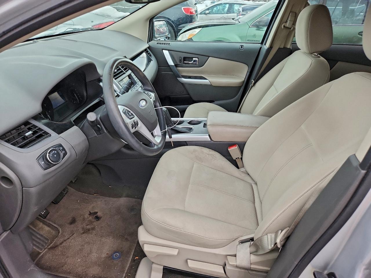 Ford Edge Se Image 13