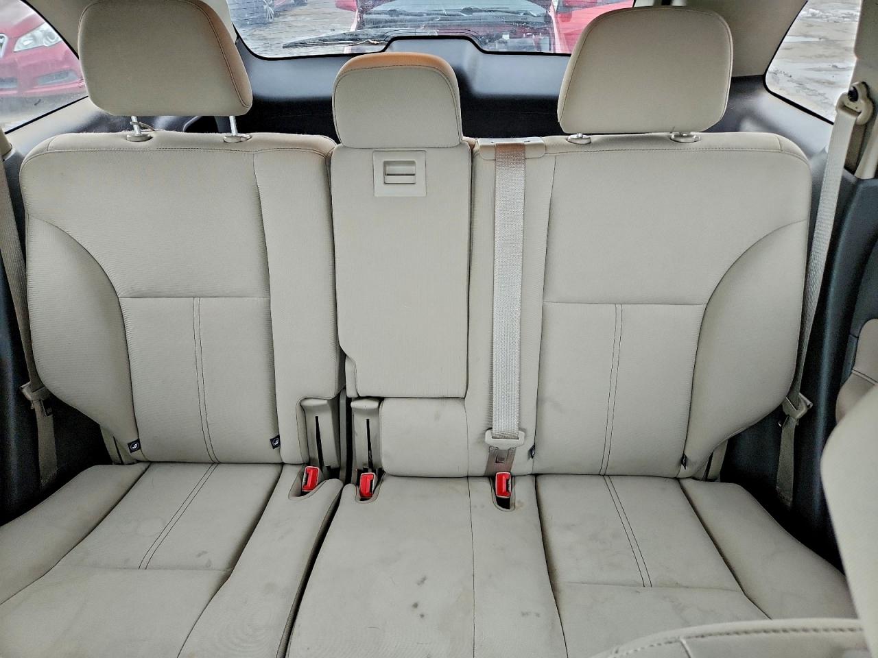 Ford Edge Se Image 10