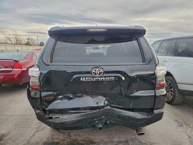 Toyota 4Runner Sr5/sr5 Premium Image 9