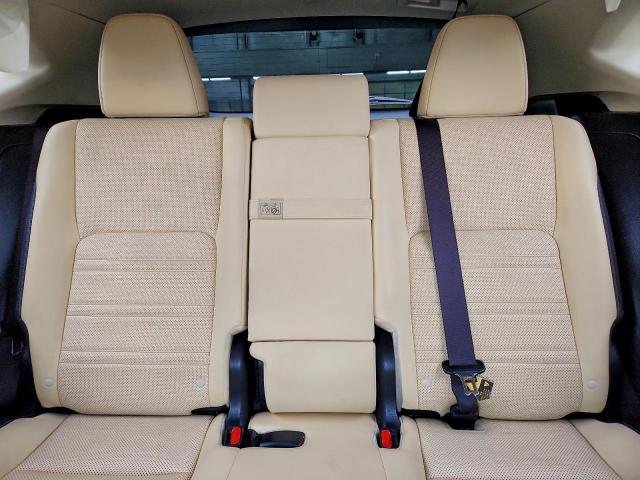 Lexus NX 300 Base Image 12