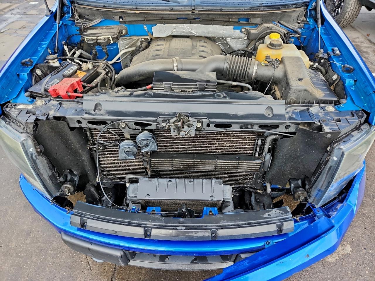 Ford F-150 Supercrew Image 2