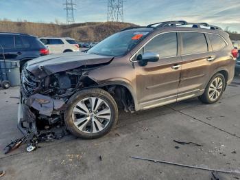  Salvage Subaru Ascent