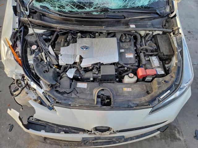 Toyota Prius Image 8