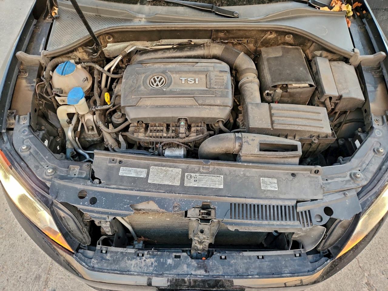 Volkswagen Passat S Image 11