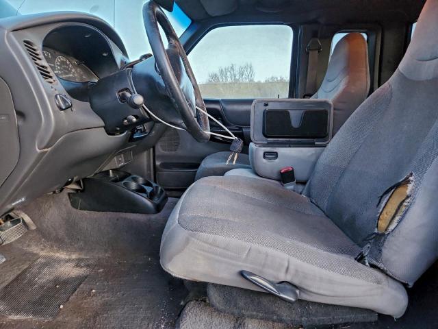 Ford Ranger Super Cab Image 12