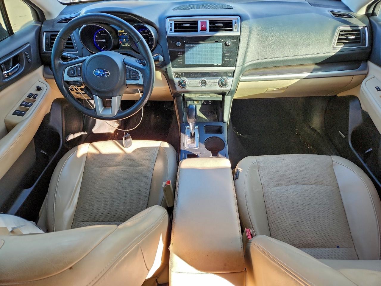 Subaru Legacy 2.5i Limited Image 2