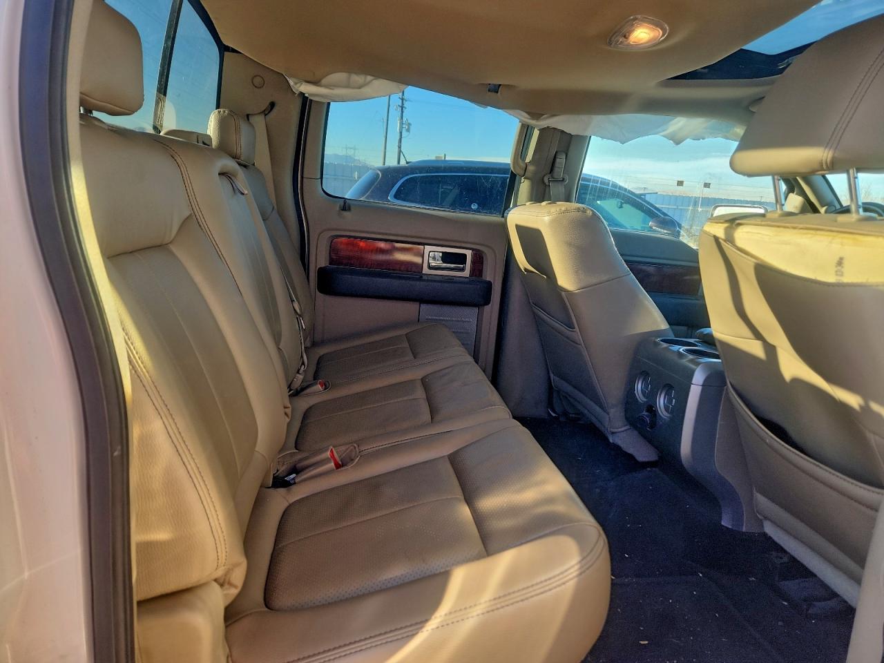 Ford F-150 Supercrew Image 2