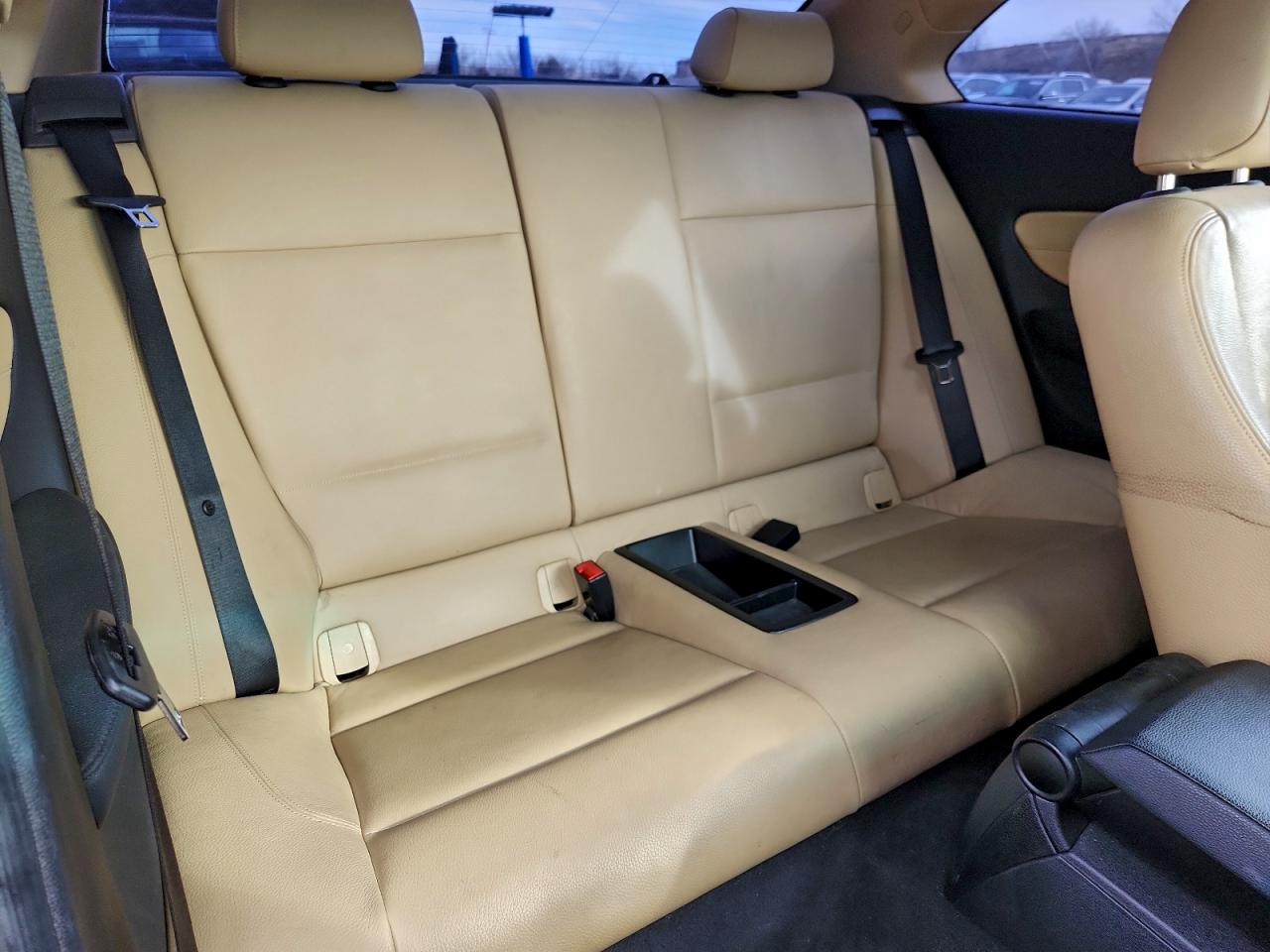 BMW 1 Series I Image 9