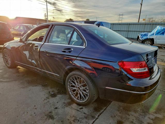 Mercedes-Benz C-Class 300 4matic Image 10