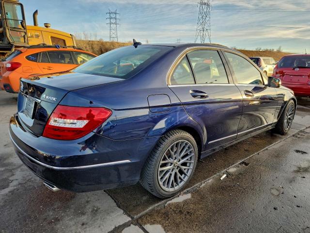 Mercedes-Benz C-Class 300 4matic Image 7