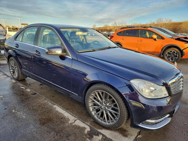 Mercedes-Benz C-Class 300 4matic Image 3