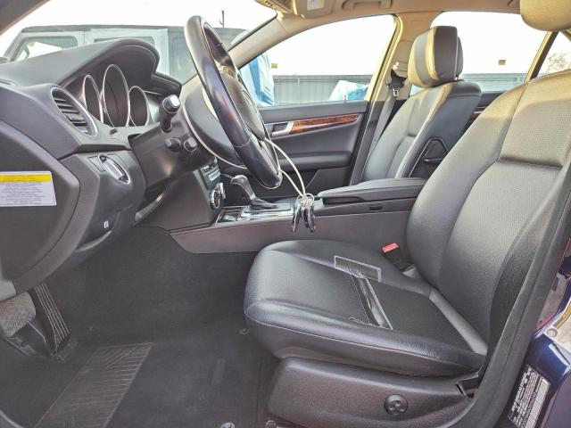 Mercedes-Benz C-Class 300 4matic Image 2