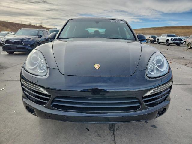 Porsche Cayenne Image 3