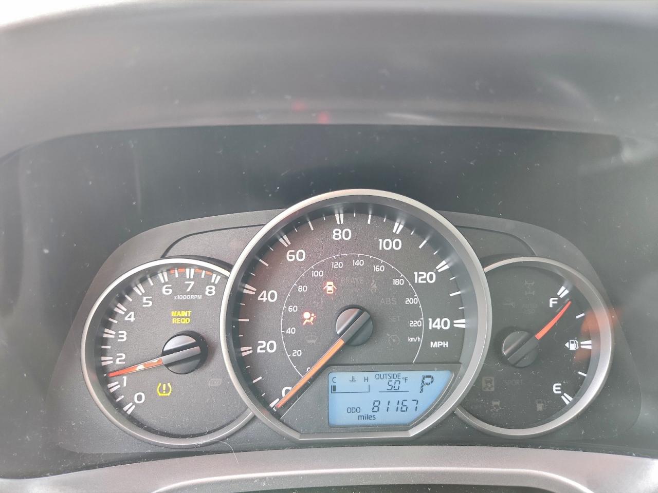 Toyota RAV4 Le Image 9