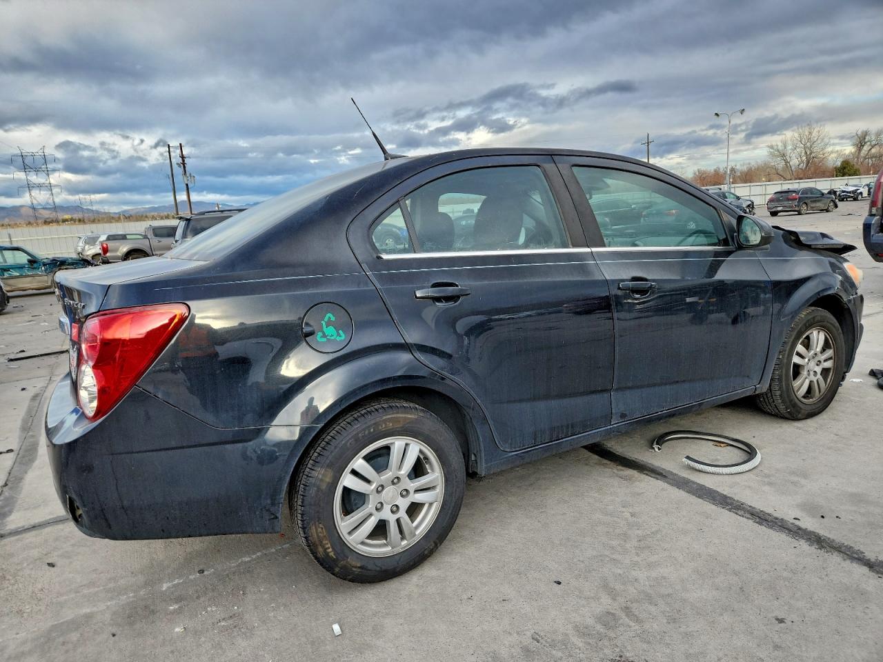 Chevrolet Sonic Lt Image 5