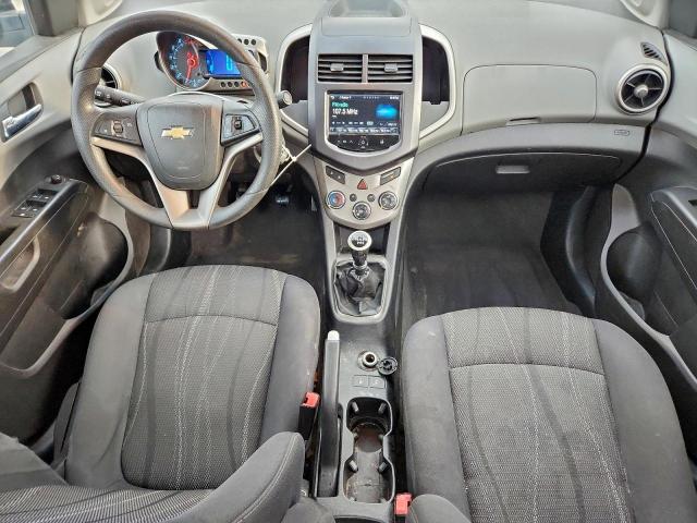 Chevrolet Sonic Lt Image 11