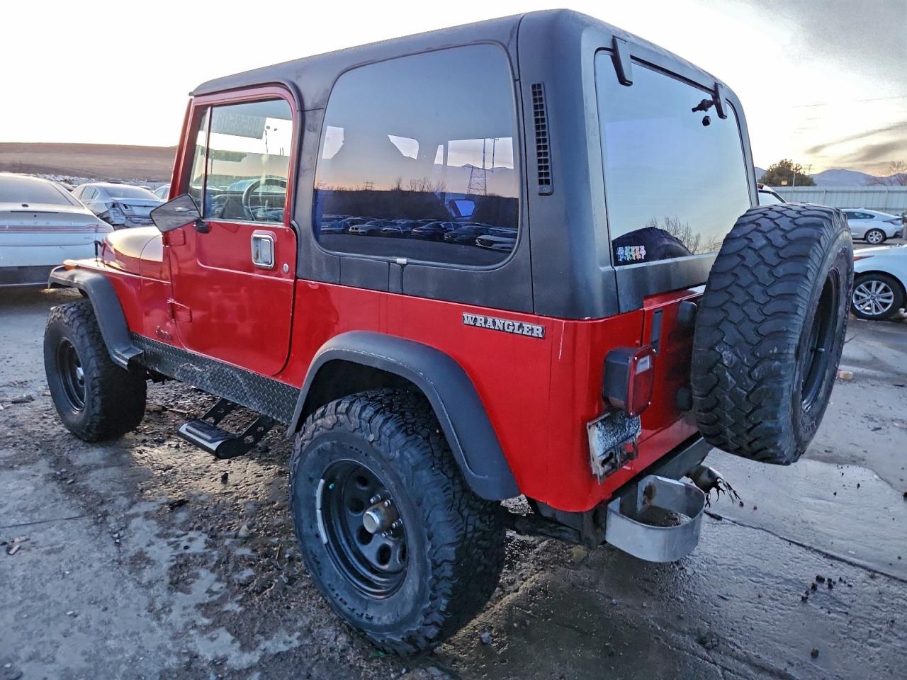 Jeep Wrangler Laredo Image 6