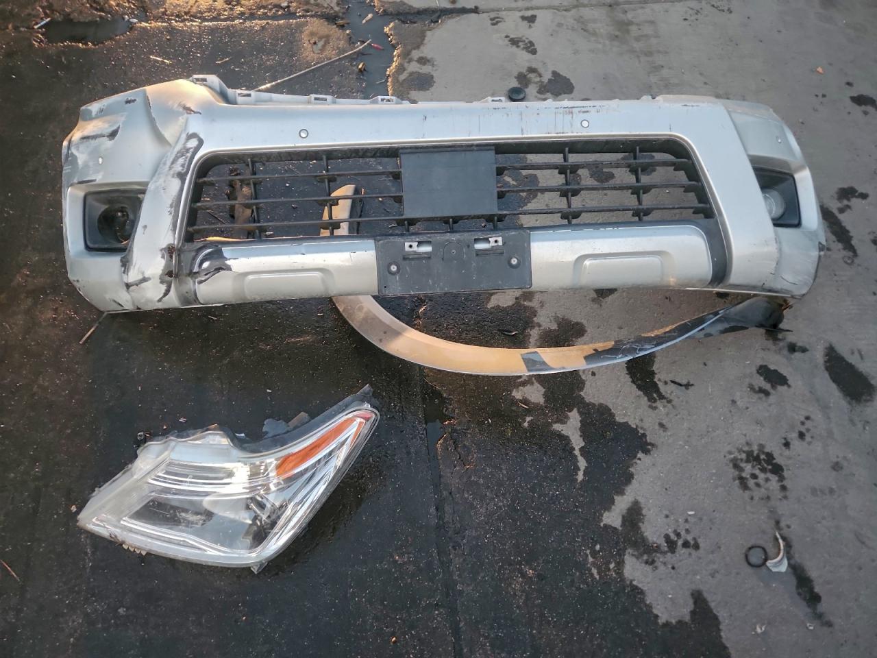 Nissan Armada Sv Image 4