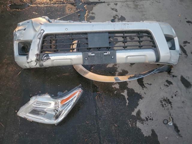 Nissan Armada Sv Image 4