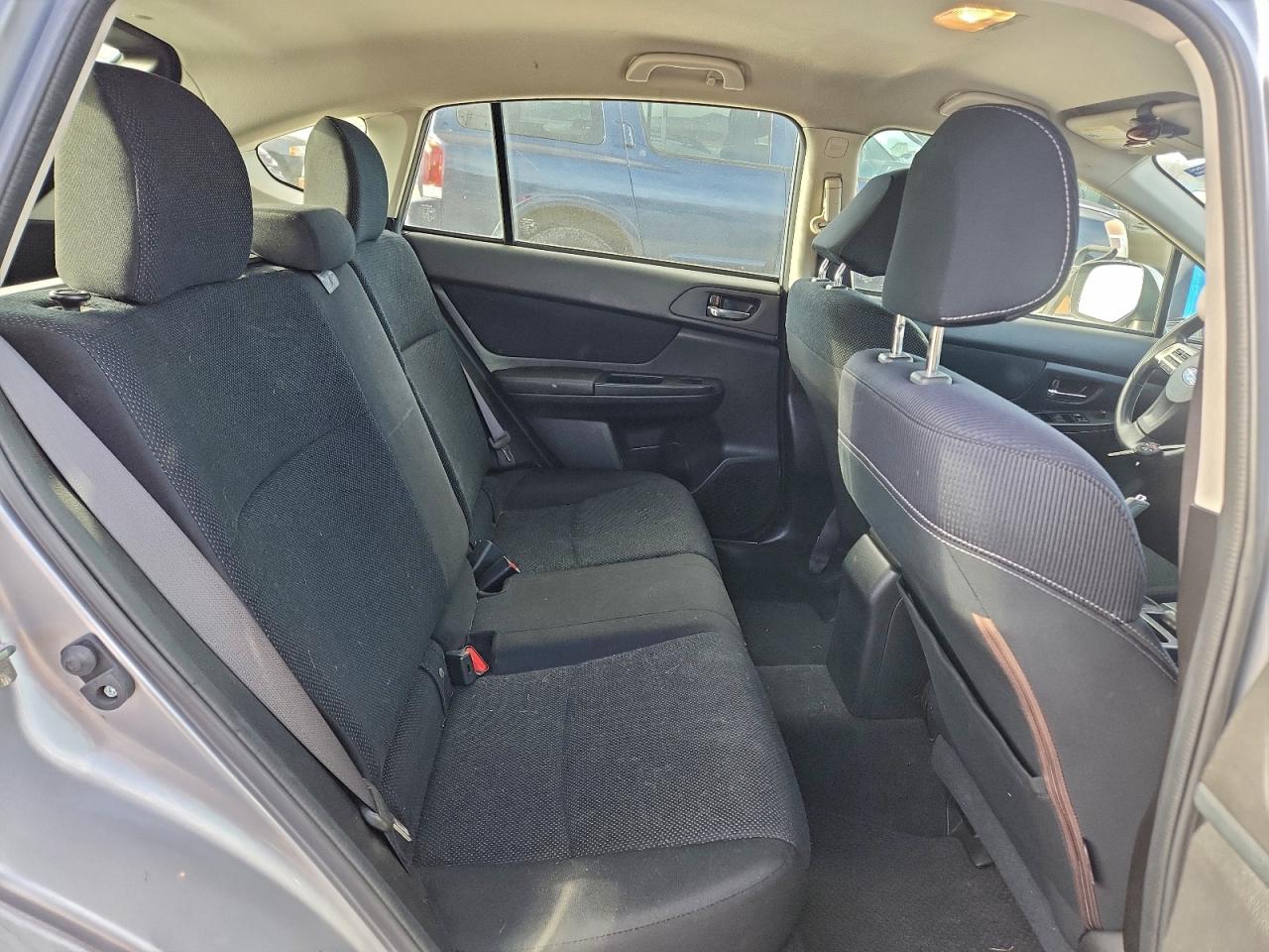 Subaru Impreza Premium Image 11