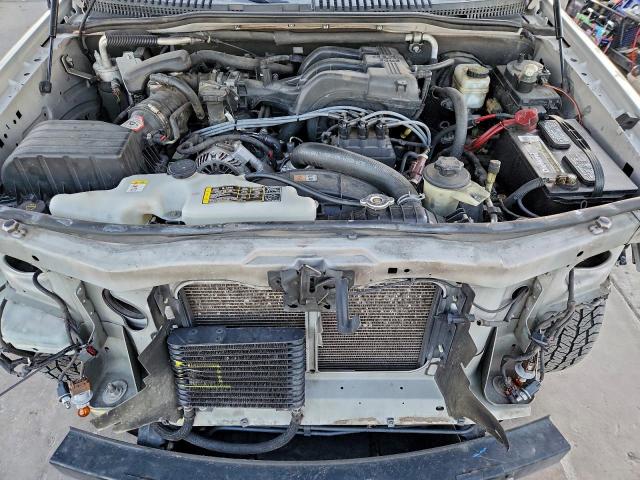 Ford Explorer Xlt Image 8