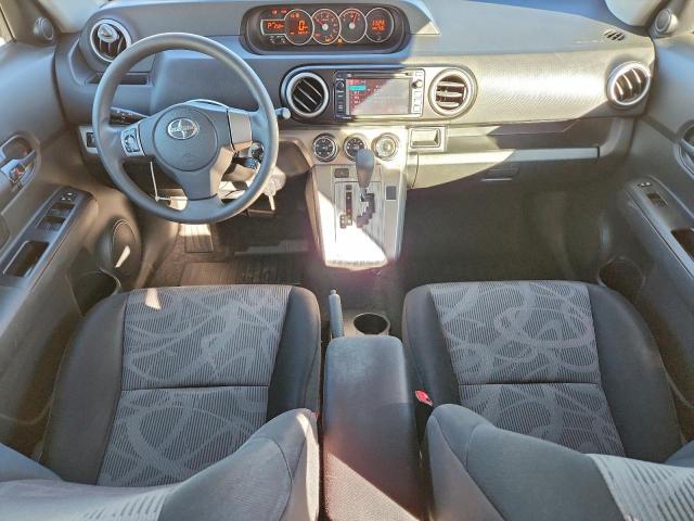 Toyota Scion Image 4