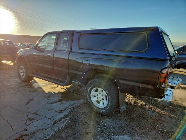 Toyota Tacoma Xtracab Image 3