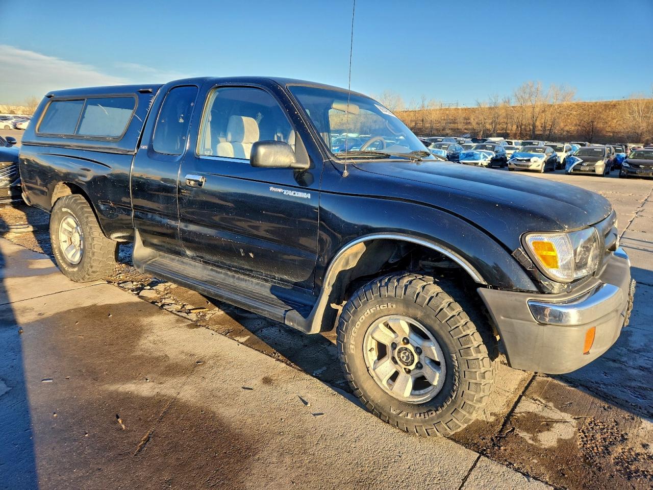 Toyota Tacoma Xtracab Image 4