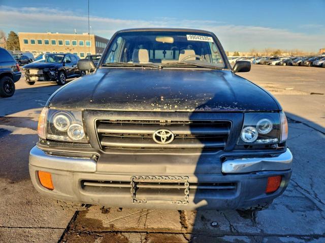 Toyota Tacoma Xtracab Image 11