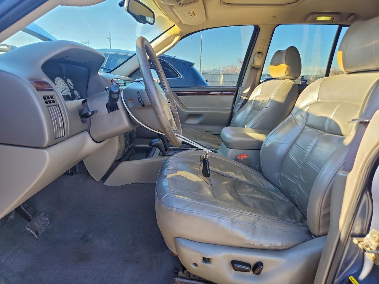 Jeep Grand Cherokee Limited Image 9