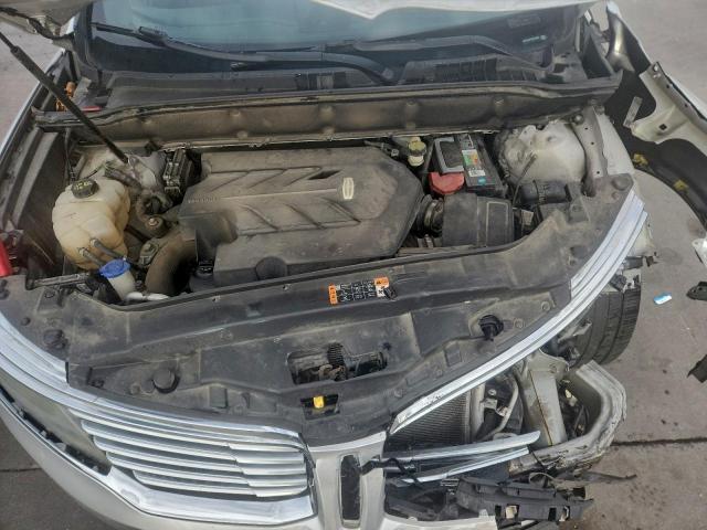 Lincoln MKX Reserve Image 4