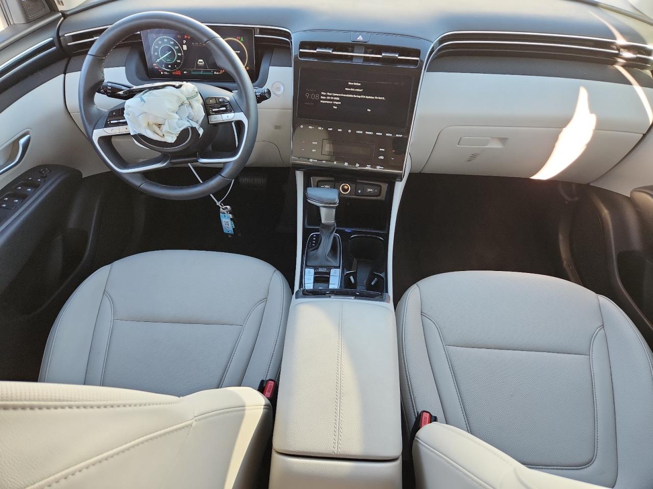 Hyundai TUCSON Sel Image 12