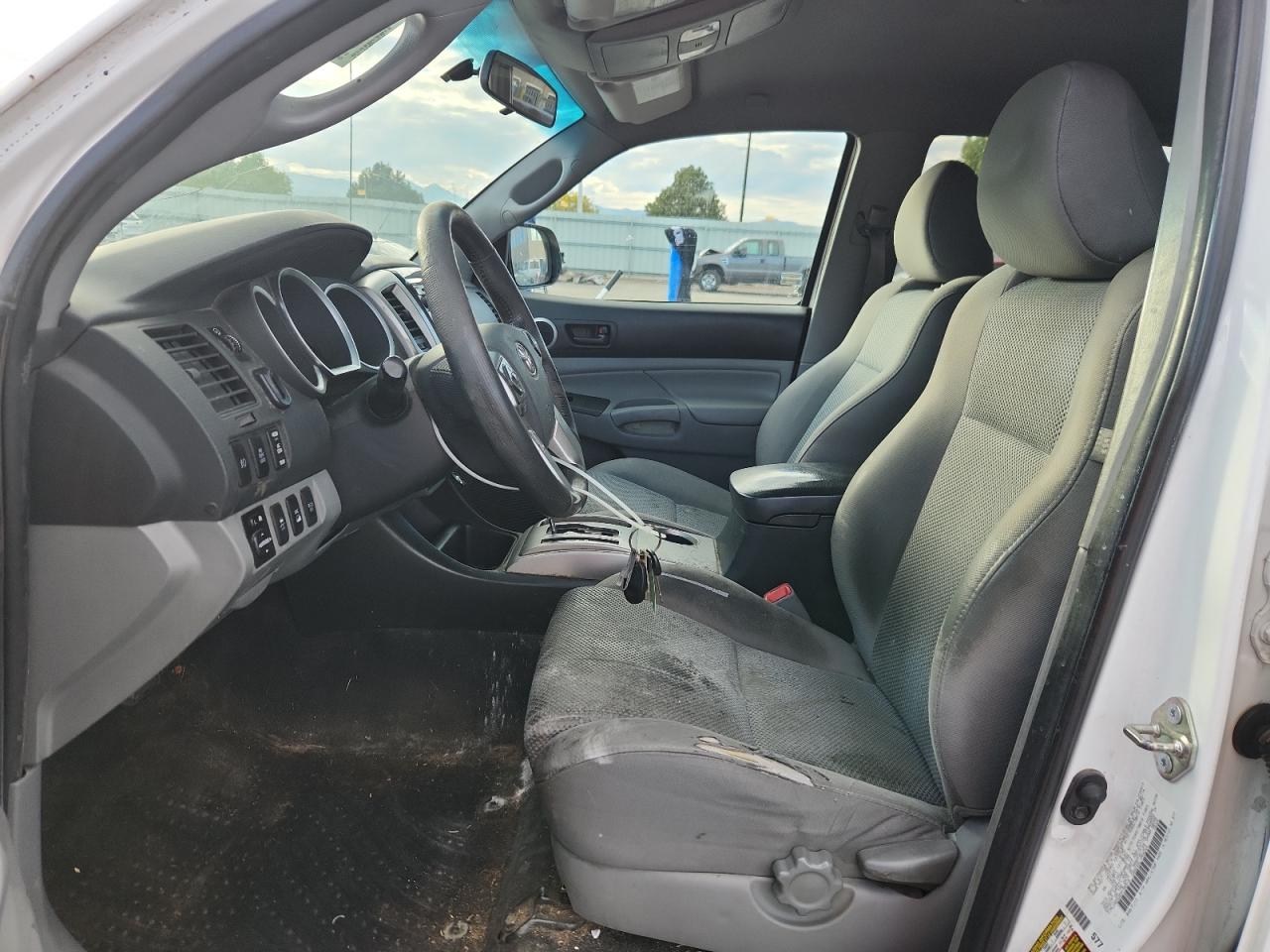 Toyota Tacoma Double Cab Image 6