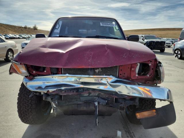 Toyota Tacoma Image 2