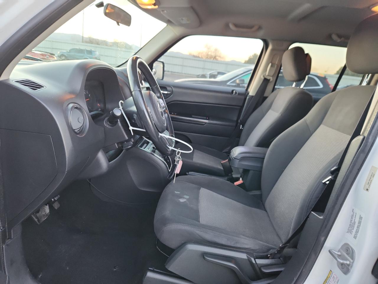 Jeep Patriot Sport Image 5