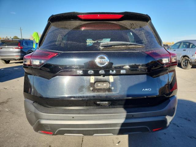 Nissan Rogue S Image 8
